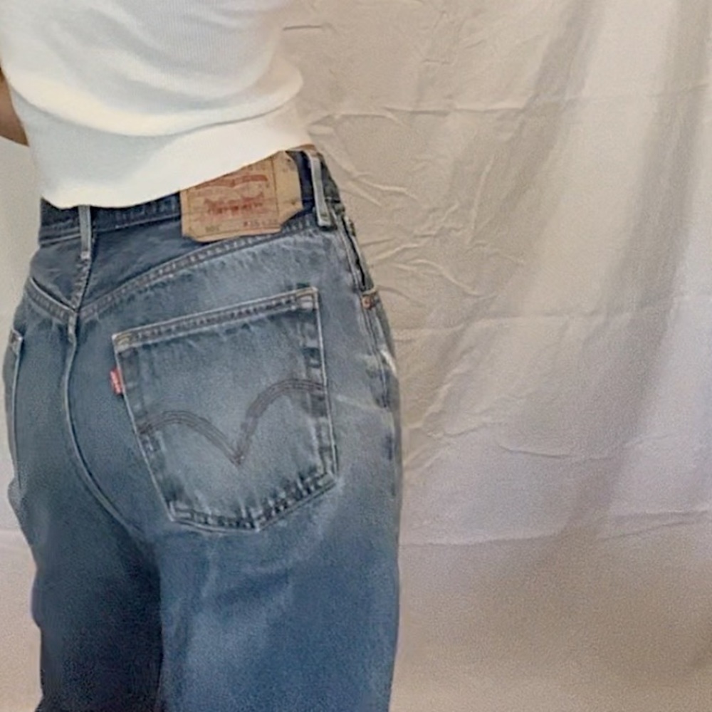 SOLD Vintage 501s 💙